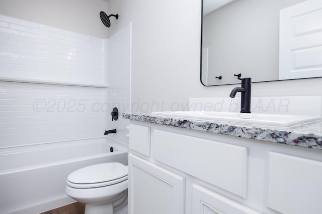 3100 Settler Ave, Amarillo, TX 79124 - full bath featuring vanity, bathtub / shower combination, and wood finished floors