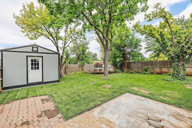 5507 Harvard St, Amarillo, TX 79109 - view of yard with a trampoline and a patio area