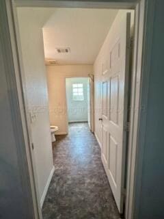 1512 N Tyler St, Amarillo, TX 79107 - hallway featuring baseboards