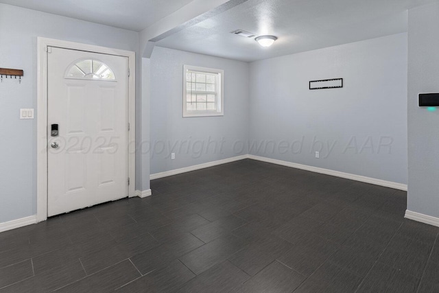 3804 NE 26th Ave, Amarillo, TX 79107 - entryway featuring baseboards