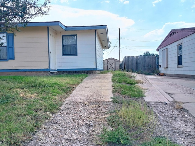 view of side of property