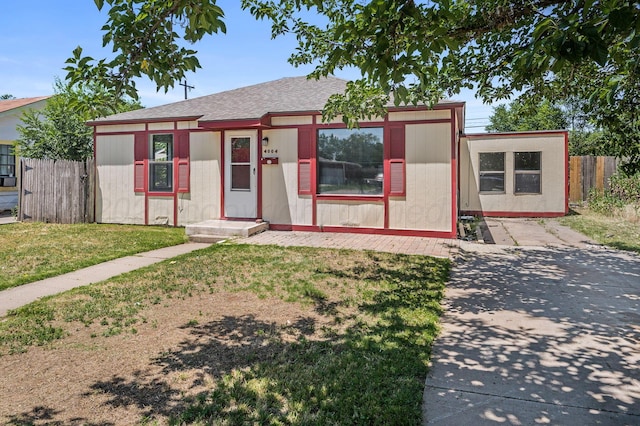 4004 S Van Buren St, Amarillo, TX 79110 - ranch-style home featuring a shingled roof