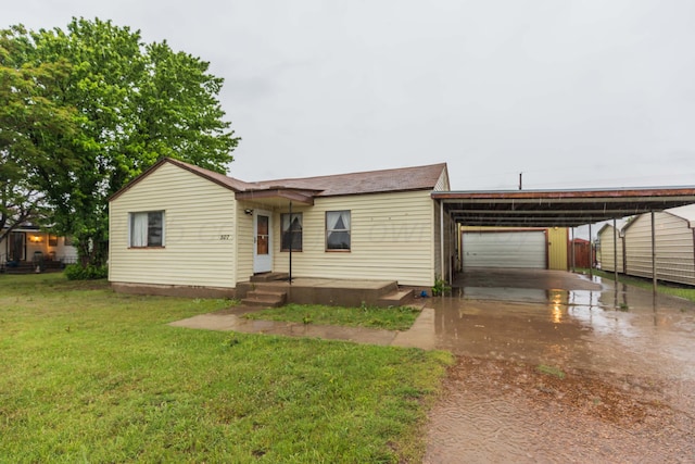 507 Aaron Rd, Fritch, TX 79036 - single story home with a front yard