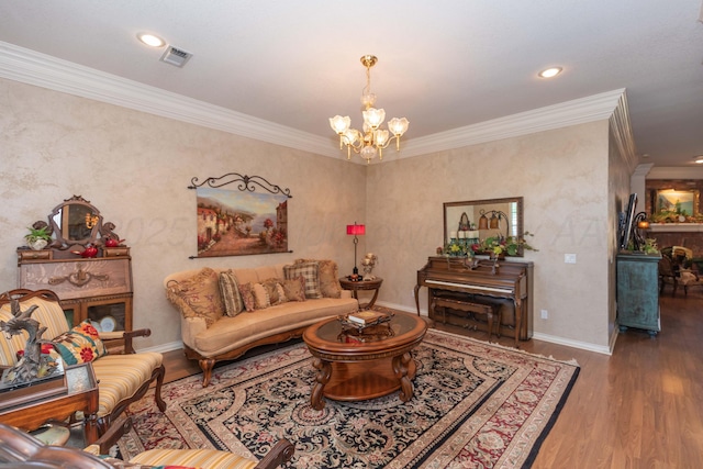 7821 Covington Pkwy, Amarillo, TX 79121 - living area with a chandelier, wood finished floors, ornamental molding, baseboards, and recessed lighting