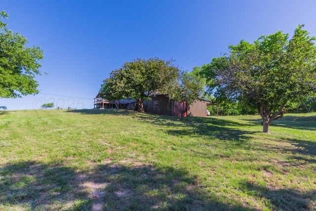 233 Doucette Dr, Howardwick, TX 79226 - view of green lawn