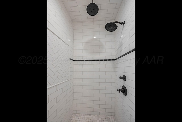 2215 S Hughes St, Amarillo, TX 79109 - full bath with a tile shower