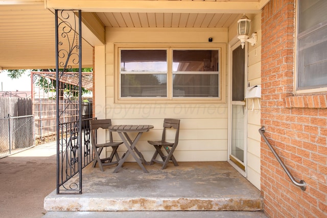 3607 Julie Dr, Amarillo, TX 79109 - view of patio / terrace