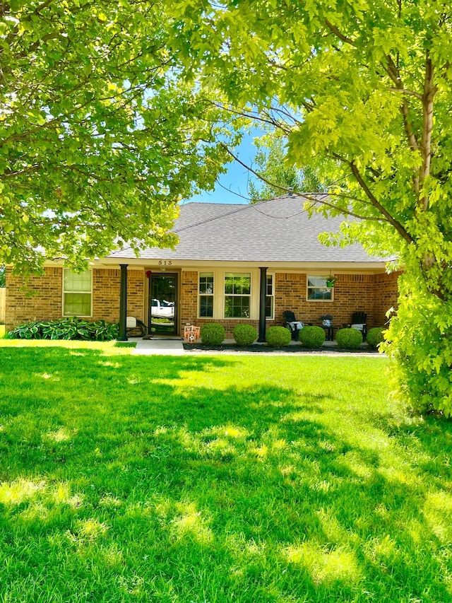 513 Robin Rd, Dumas, TX 79029 - photo 1