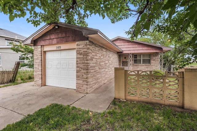 3419 S Hayden St, Amarillo, TX 79109 - photo 2