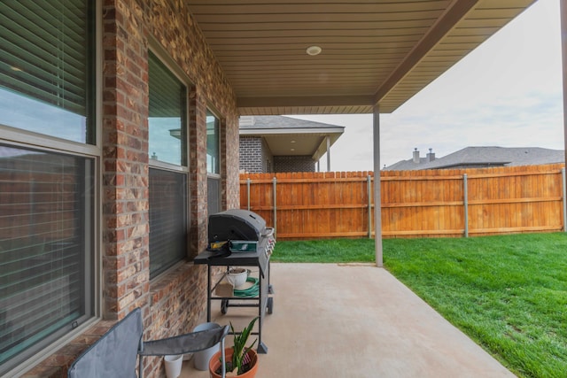 1839 Montaluse Rd, Amarillo, TX 79118 - fenced backyard featuring a patio