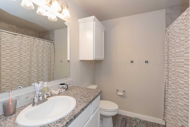 1839 Montaluse Rd, Amarillo, TX 79118 - bathroom with vanity, a chandelier, wood finished floors, and a shower with curtain