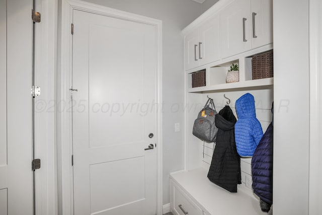 6201 Bay Rdg, Amarillo, TX 79119 - view of mudroom
