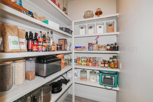 6201 Bay Rdg, Amarillo, TX 79119 - view of pantry