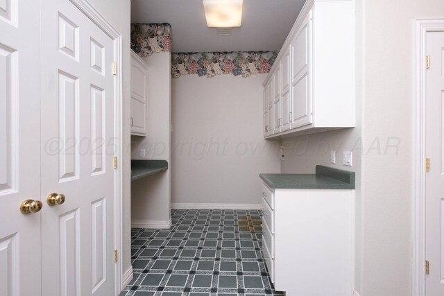 121 Quail Blvd, Amarillo, TX 79124 - washroom with baseboards
