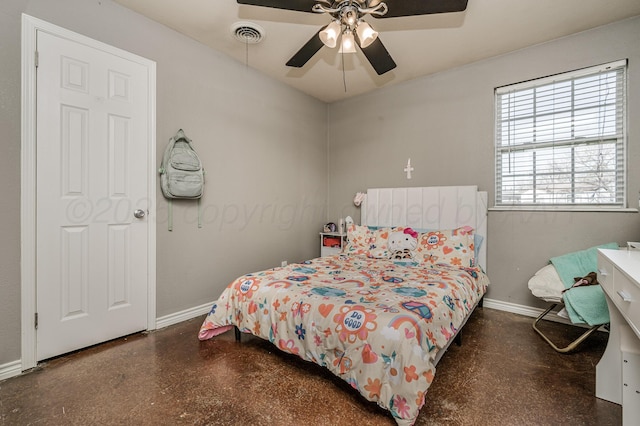 bedroom featuring visible vents, baseboards, and ceiling fan