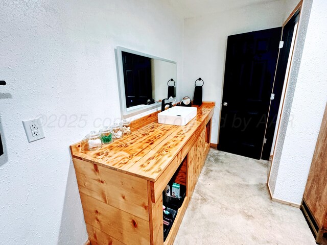 Listing photo 12 - caption unavailable