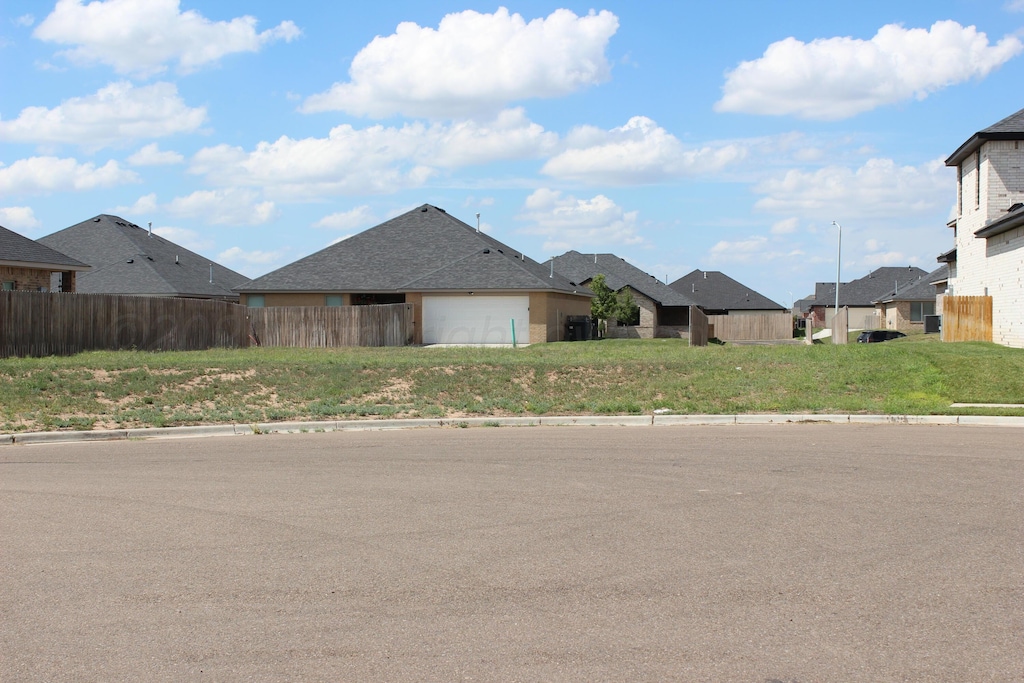 2702 Pensacola Ave, Amarillo, TX 79118 - photo 1