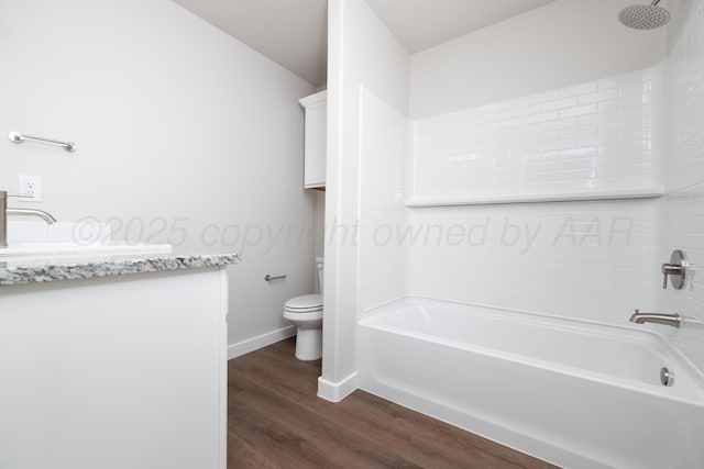 10401 Ruse St, Amarillo, TX 79118 - full bath featuring vanity, bathing tub / shower combination, and wood finished floors