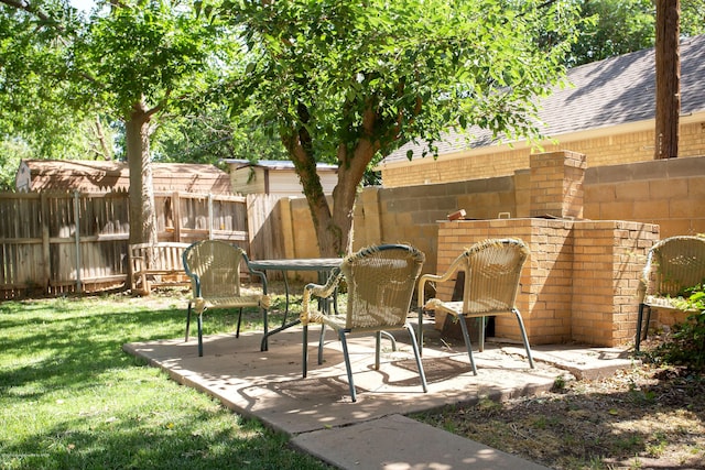 1219 S Rusk St, Amarillo, TX 79102 - view of patio / terrace