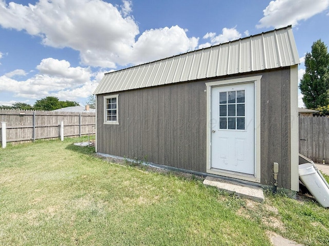 5101 Pin Oak Dr, Amarillo, TX 79110 - view of outdoor structure with a fenced backyard