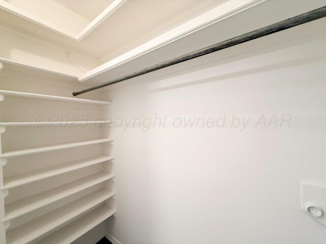 5101 Pin Oak Dr, Amarillo, TX 79110 - view of spacious closet