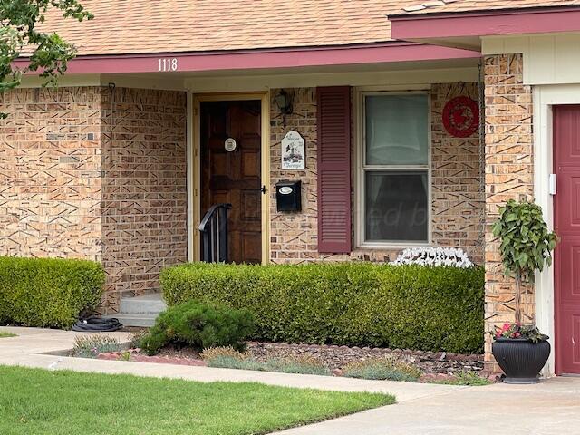 1118 Northwestern St, Perryton, TX 79070 - photo 2