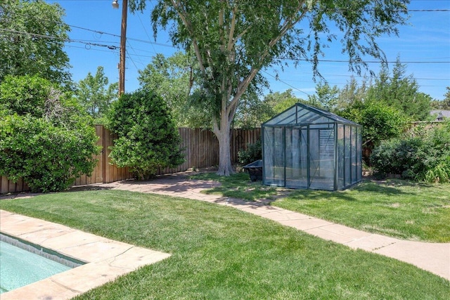 1805 S Julian Blvd, Amarillo, TX 79102 - view of yard featuring an exterior structure and an outbuilding