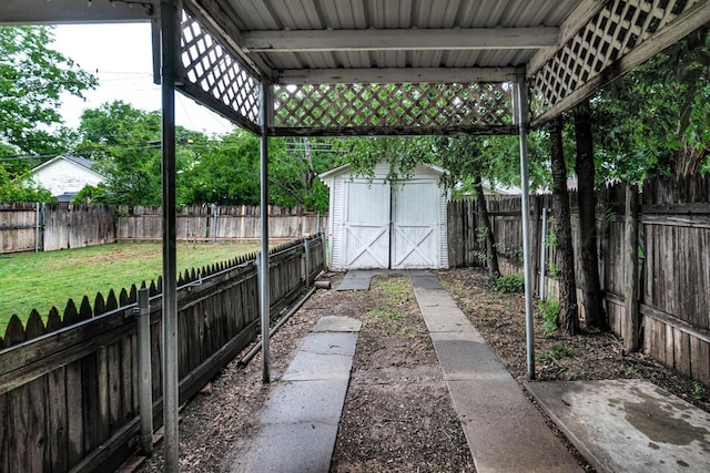 3704 Fountain Ter, Amarillo, TX 79106 - view of yard