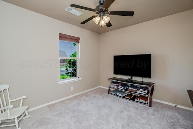 3507 Spokane Ave, Amarillo, TX 79118 - sitting room featuring carpet and ceiling fan