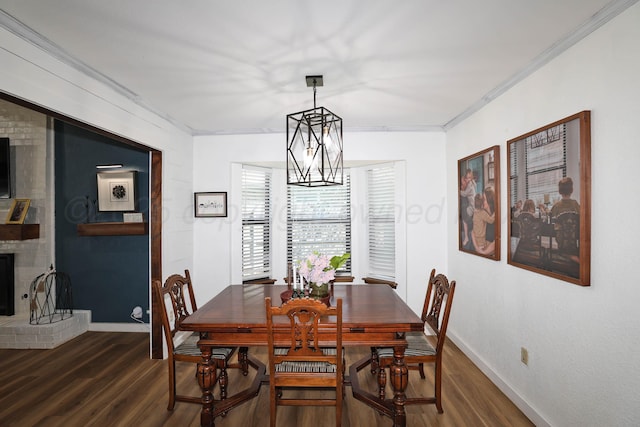315 Walnut Ave, Panhandle, TX 79068 - dining space with wood finished floors, crown molding, and a chandelier