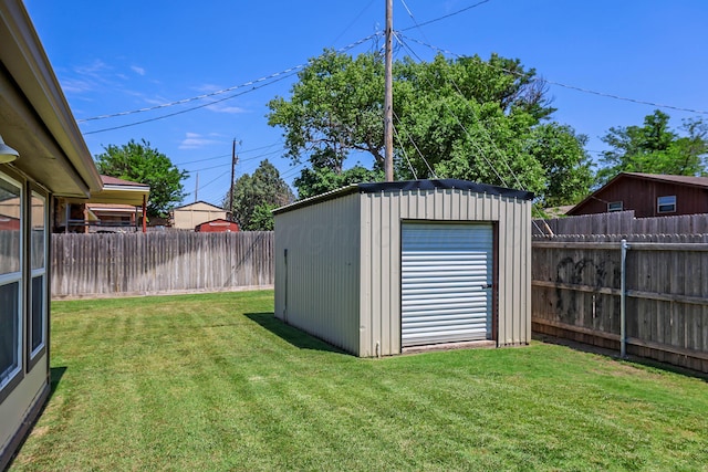 6728 Arroyo Dr, Amarillo, TX 79108 - view of yard