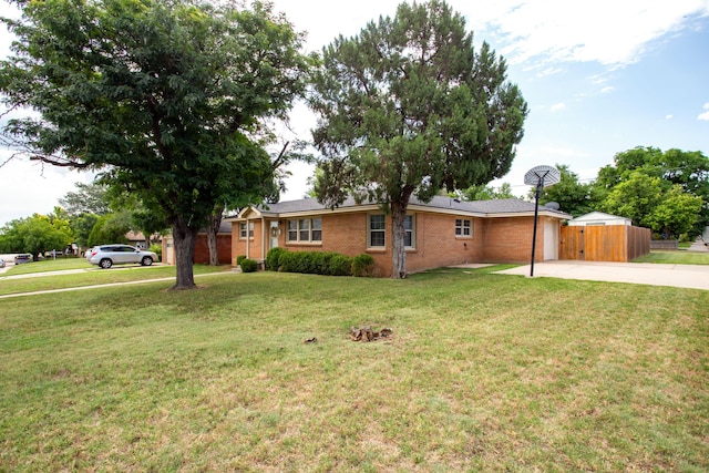 4417 Andrews Ave, Amarillo, TX 79106 - ranch-style home featuring driveway and brick siding