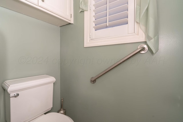 212 S Timbercreek Dr, Amarillo, TX 79118 - bathroom with toilet
