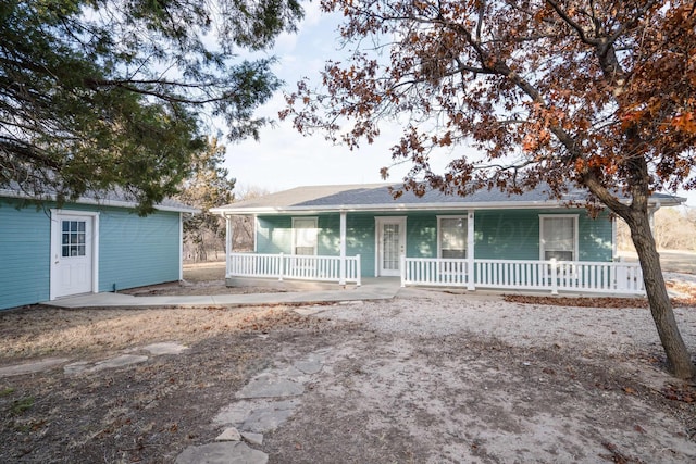 212 S Timbercreek Dr, Amarillo, TX 79118 - single story home featuring a porch