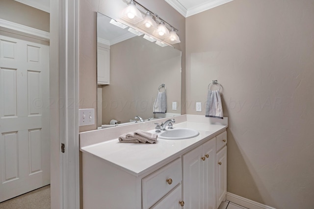 2606 S Lipscomb St, Amarillo, TX 79109 - bathroom featuring vanity and crown molding