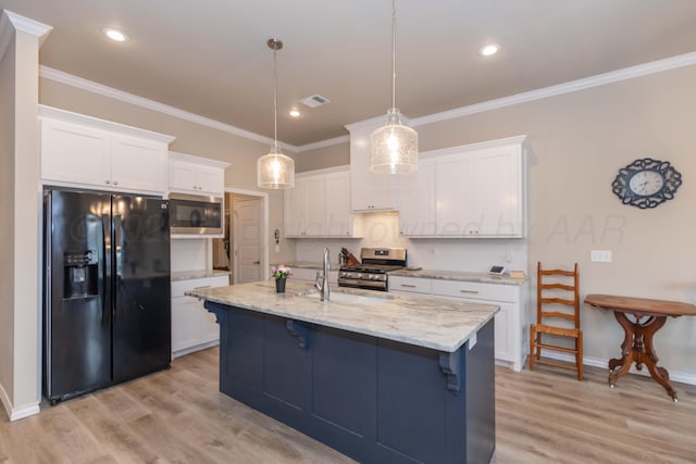 kitchen featuring stainless steel appliances, white cabinetry, light wood-type flooring, ornamental molding, and a breakfast bar