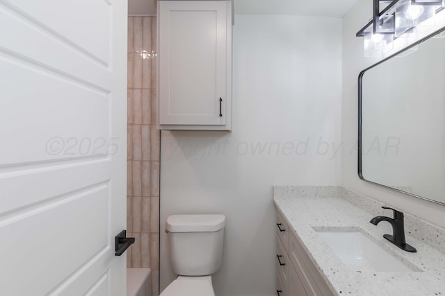 3807 Hancock St, Amarillo, TX 79109 - full bath featuring vanity and toilet