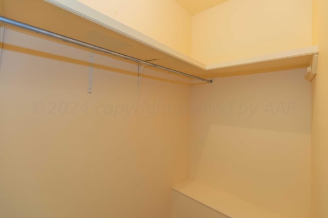 6011 Hatfield Cir, Amarillo, TX 79109 - view of walk in closet