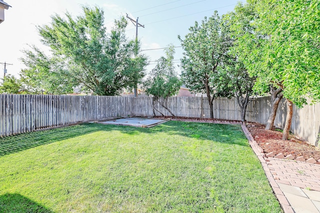 9315 Gaston Ave, Amarillo, TX 79119 - view of yard featuring a patio