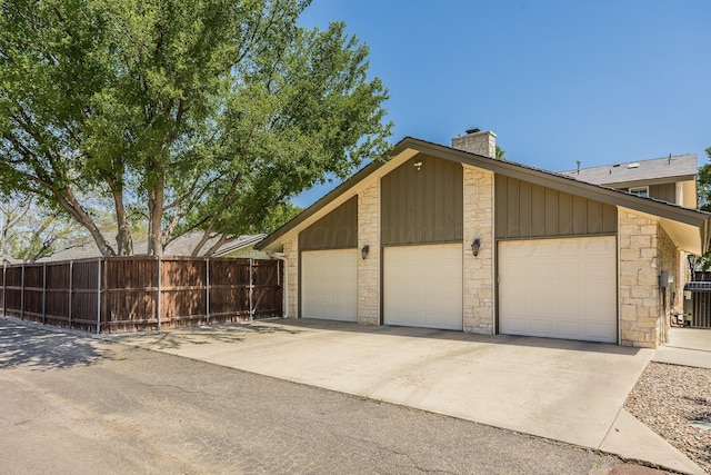 3506 Van Winkle Dr, Amarillo, TX 79121 - detached garage with fence and central AC unit
