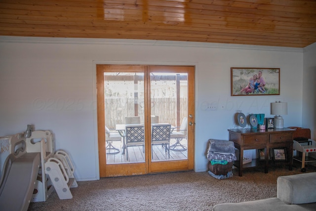 1418 Oak Ave, Panhandle, TX 79068 - carpeted living area featuring wood ceiling and ornamental molding