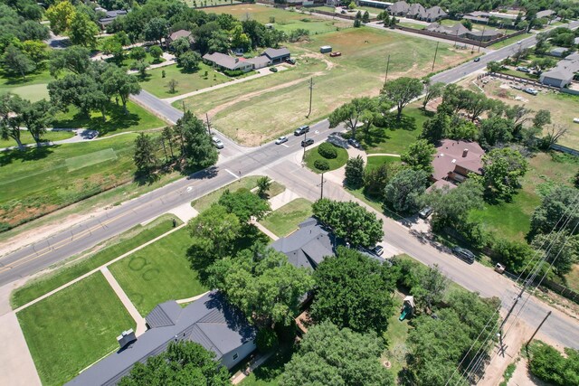 4512 Gem Lake Rd, Amarillo, TX 79106 - aerial overview of property's location with nearby suburban area