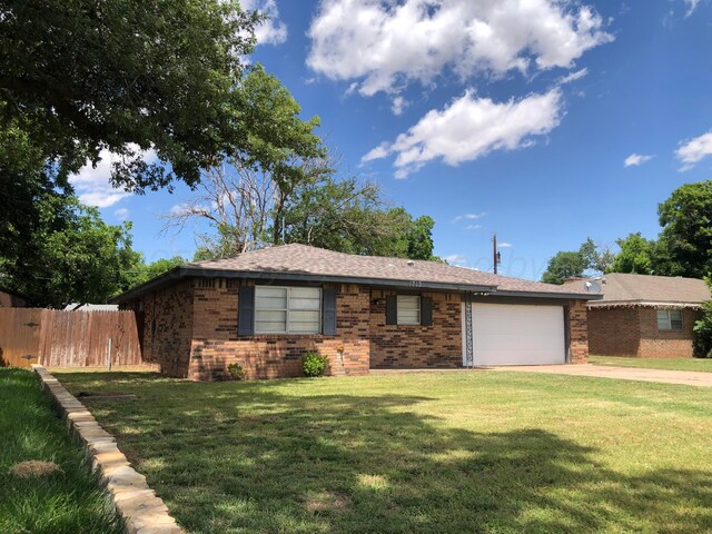 1713 Corsicana St, Wellington, TX 79095 - photo 1