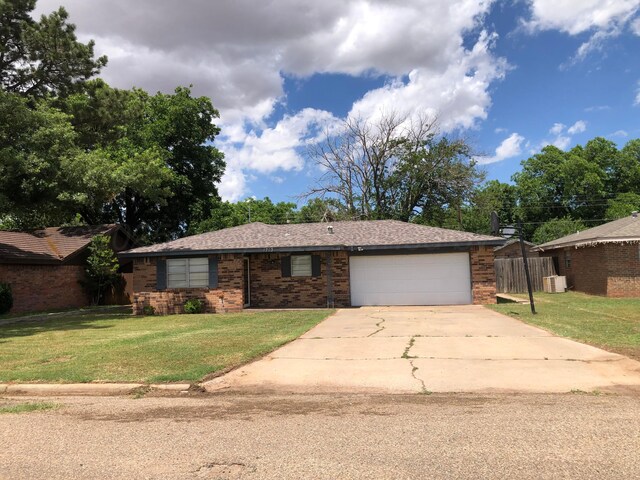 1713 Corsicana St, Wellington, TX 79095 - photo 2