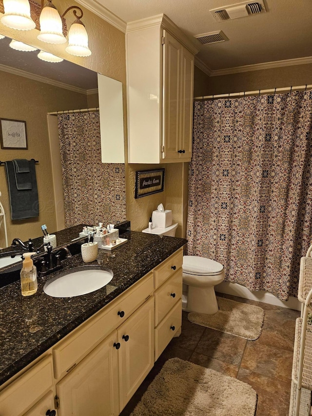 7205 Columbia Ln, Amarillo, TX 79109 - bathroom featuring vanity, ornamental molding, and a shower with shower curtain