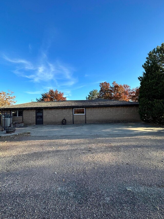 711 Gibner Dr, Spearman, TX 79081 - photo 24