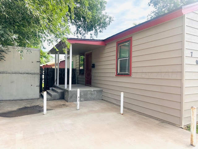 704 3rd Pl, Dumas, TX 79029 - view of patio