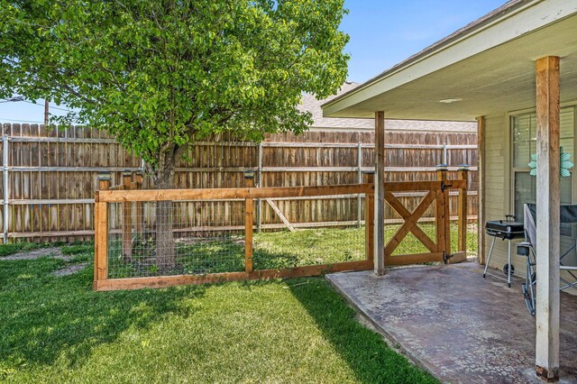 2002 SW 61st Ave, Amarillo, TX 79118 - view of yard