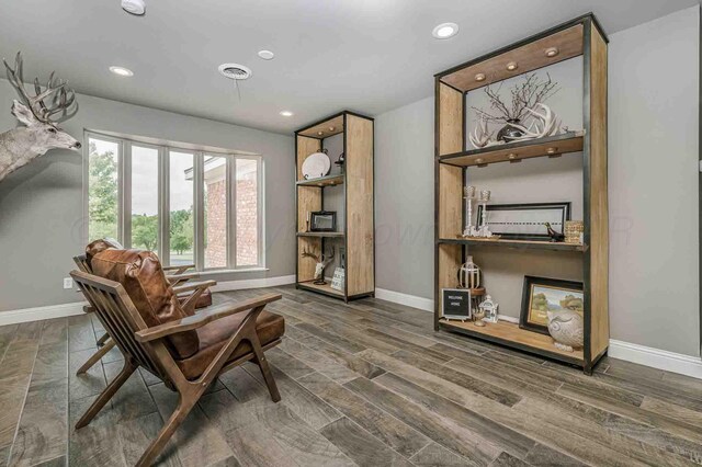 5800 Hester Rd, Amarillo, TX 79124 - sitting room with baseboards, recessed lighting, and wood finished floors