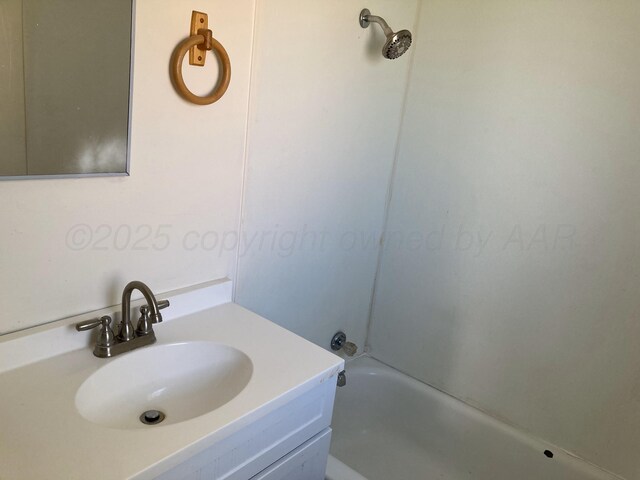 409 N Alabama St, Amarillo, TX 79106 - full bathroom with vanity